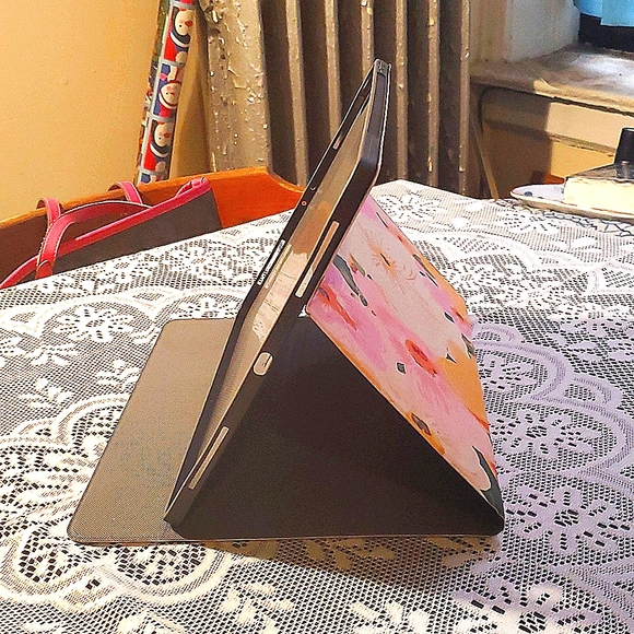 iPad Pro 4th Generation Case w/ Unique Flower Designs, Unbranded - Picture 8 of 11